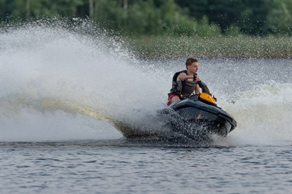 Brauciens ar “RS Noma” ūdens motociklu