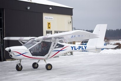 Piedzīvojumu stunda divvietīgā lidmašīnā AEROPRAKT-22