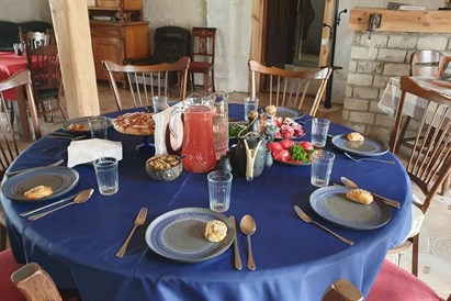 Sēlijas pusdienas zirgu sētā “Klajumi”