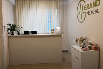 Fizioterapeita konsultācija klīnikā “Grand Medical”