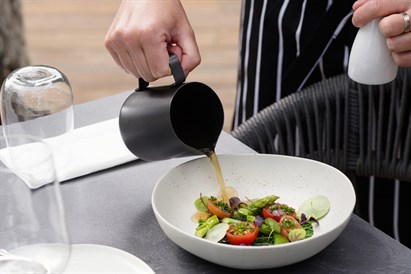 Trīs kārtu “slow food” vakariņas diviem restorānā “Monist” Palangā