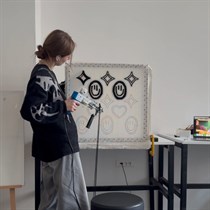 Draudzeņu meistarklase – stilīgi piekariņi taftinga tehnikā 