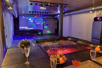 Ekskluzīva dienas atpūta 4 personām “Skyhouse SPA Cinema”