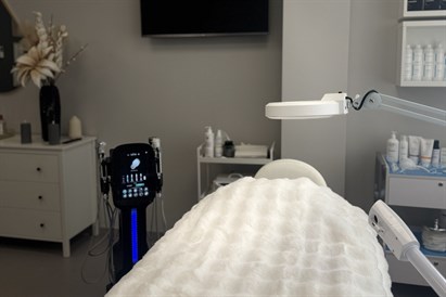 Skinretin 3D ādas atjaunošana: eksosomu terapija un lūpu revitalizācija