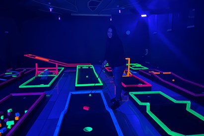 Aktīva atpūta „Golfiņš” telpās 1 pieaugušajam