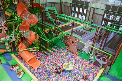 Izklaides centra “Brīnumu mežs” apmeklējums 2 bērniem 