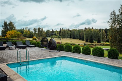 Atpūta divatā un masāža labsajūtai “SPA Hotel Ezeri”