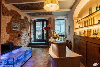 Tvaika pelde ciedru mucā