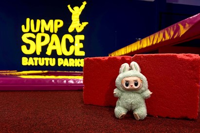 “Jump Space” ballīte ar 100 pankūciņām un “Labubu” īpašo dāvanu