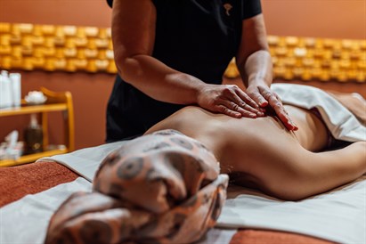 Atslābinošs SPA rituāls mirdzošai ādai