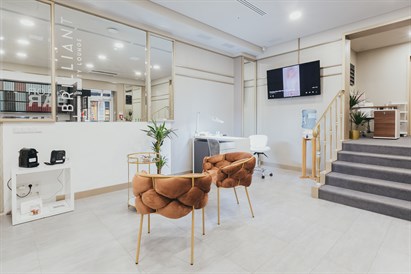 Matu botoksa procedūra salonā “Brilliant Beauty Lounge” Vecrīgā