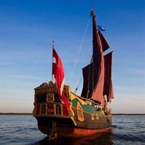 Rīgas panorāmas brauciens ar 17. gs. burinieku “Libava” 2 personām