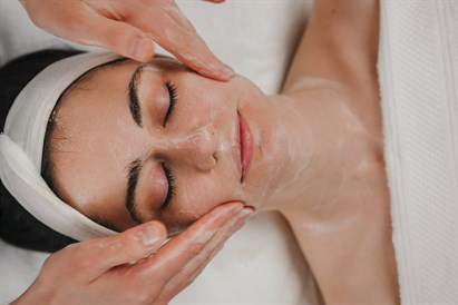 60 minūšu manuālā sejas modelēšana “Masāžu Fabrikā”