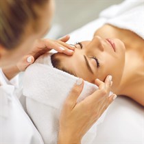 Miofasciālā sejas masāža “JL Skaistuma Studijā”