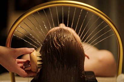 Head Spa Rituāls – dziļi relaksējoša galvas ādas masāža