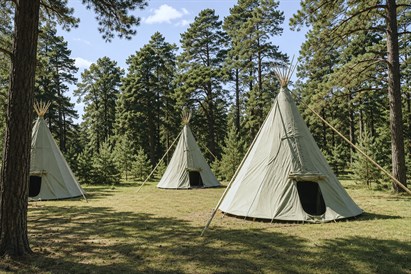 Nakts Tipi teltī un kempinga atpūta Liepājā 4 personām 
