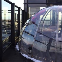 “Skyhouse Igloo” maltīte kompānijai līdz 6 personām Filozofu Rezidences 23. stāvā