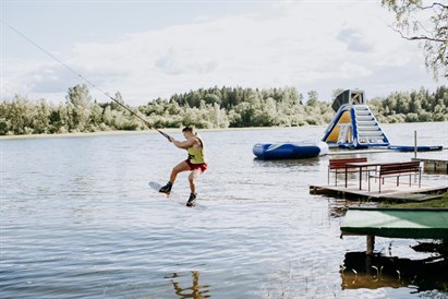 Veikbords diviem atpūtas kompleksā “Chill Up”