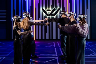 Jaudīga izklaide un ballīšu telpa VR Arēnā 16 personām  