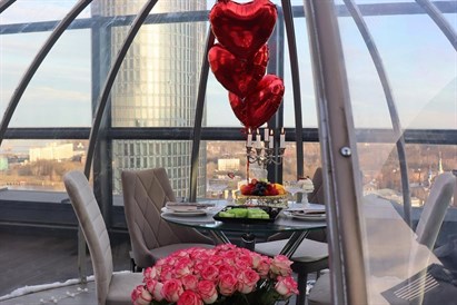 Rīgas panorāma no “Skyhouse Igloo” ar uzkodām 4 personām