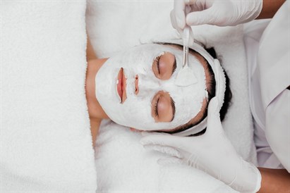 Individuāla programma Jūsu sejai un dekoltē