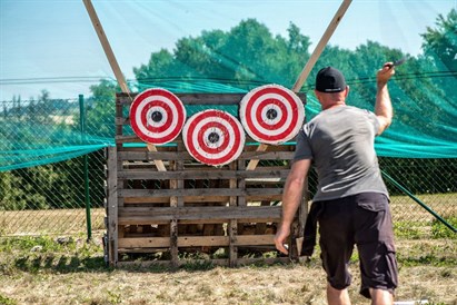 Dažādu ieroču izaicinājums “Akotos”