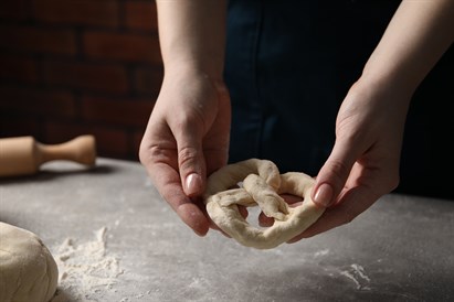 Gardo ūdenskliņģeru gatavošanas meistarklase darbnīcā “Makss un Morics”