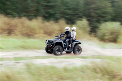 Kvadriciklu piedzīvojums Rīgas mežos līdz 4 personām