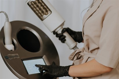 Trīs vienā – skaistuma rituāls ķermenim un sejai ar endosfēru, AROSHA ietīšanu un Dermadrop TDA