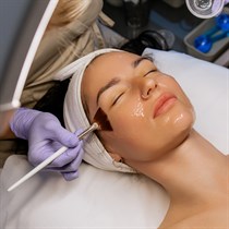 Pīlings problemātiskai ādai “Dermaceutic CRYSTAL PEEL”