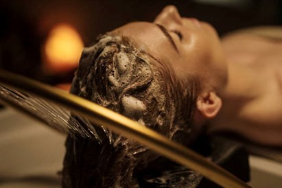 Head Spa Rituāls – dziļi relaksējoša galvas ādas masāža