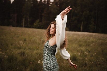 Iedvesmojoša individuālā fotosesija dabā