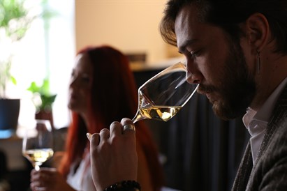 Katalonijas vīna degustācija 6–12 viesiem
