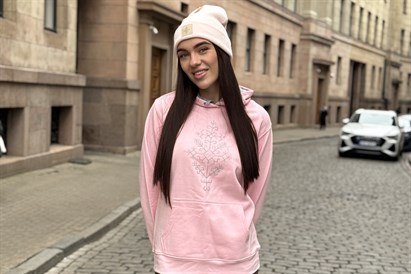 Džemperis ar Latvju zīmēm