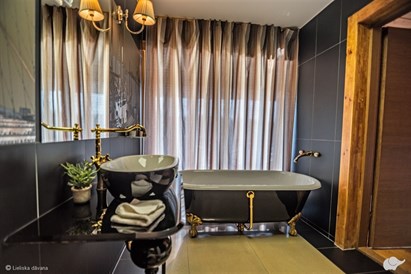 Nakts un SPA atpūta „Jonathan SPA Estate” viesnīcā