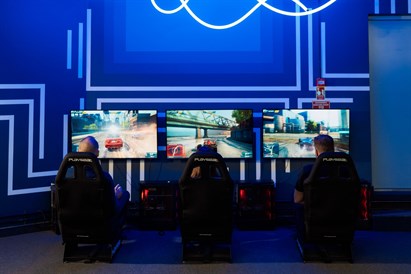 VR pasākums 20 personām – Ballīte citā dimensijā