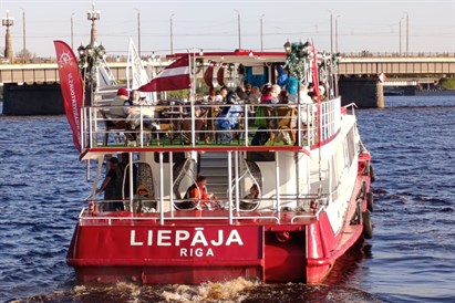 “Riga River Tour” pilsētas panorāmas kruīzs 2 personām 
