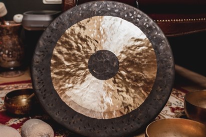 Kopā uz viena viļņa - atslābinoša gonga meditācijas sesija pārim