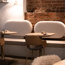 Modernā latviešu virtuve restorānā “Baltā Kaza” 2 personām