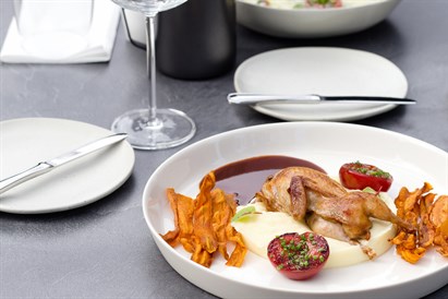 Trīs kārtu “slow food” vakariņas diviem restorānā “Monist” Palangā