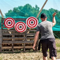 Dažādu ieroču izaicinājums “Akotos”