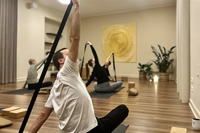 Jogas nodarbība Rīgas centrā