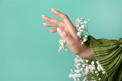 Atjaunojoša procedūra „Samtainās rokas”