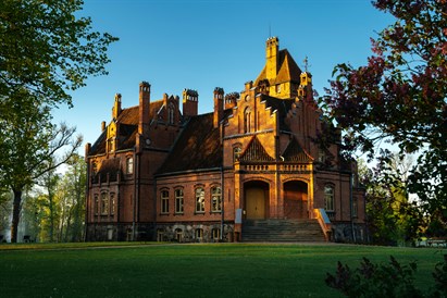 Romantiska atpūta un nakts Jaunmoku pils muižas ēkā