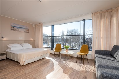 Ģimenes brīvdienas (2+2) Pērnavā ar atpūtu “Hotel Tammsaare” 