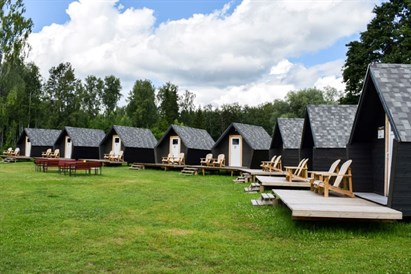 Aktīva atpūta un nakts pie Alauksta ezera