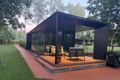 Atpūta pie apsildāma baseina “Stars Resort” Siguldā