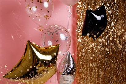 Ziemassvētku fotosesija studijā Rīgā