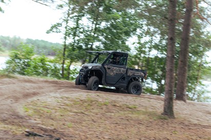 Bezceļu romantika – aizraujošs brauciens ar bagiju divatā