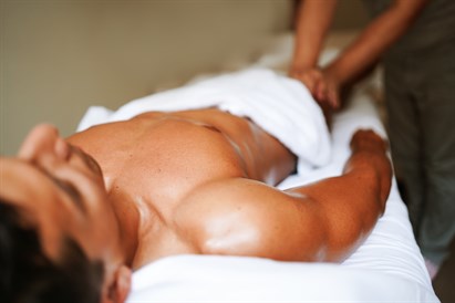 Masāžas rituāls vīrietim enerģijas atjaunošanai